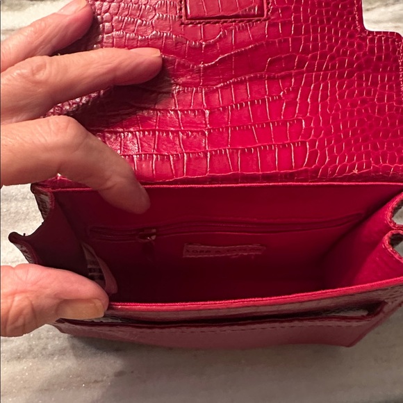 LORD AND TAYLOR MINI CROC EMBOSSED BAG - Picture 5 of 6